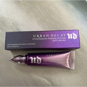 Urban Decay Anti-Aging Eyeshadow Primer Potion